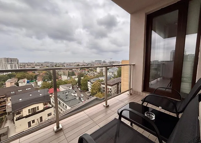 Belvedere View & With Free Parking & Gym Appartement *