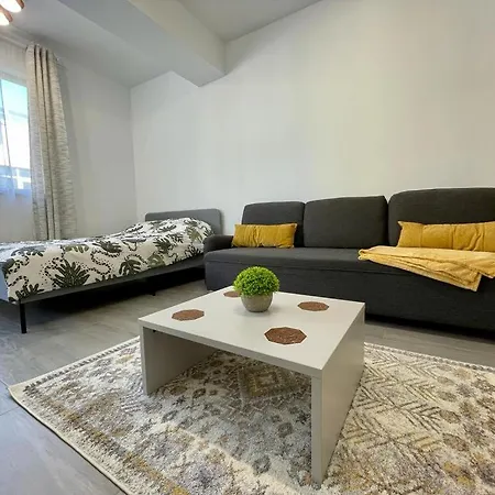 Belvedere View & With Free Parking & Gym Apartment