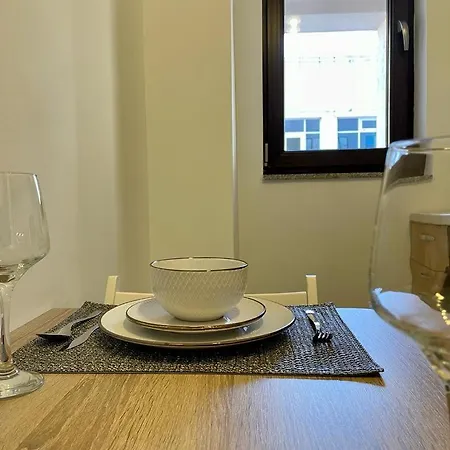 Belvedere View & With Free Parking & Gym Appartement *