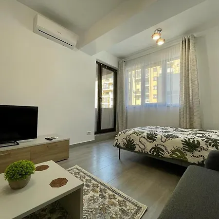 Belvedere View & With Free Parking & Gym Apartament