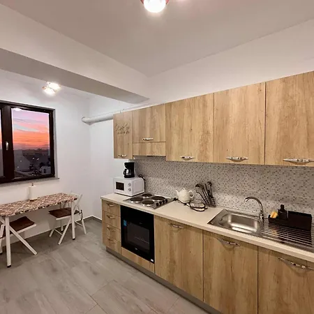 Belvedere View & With Free Parking & Gym