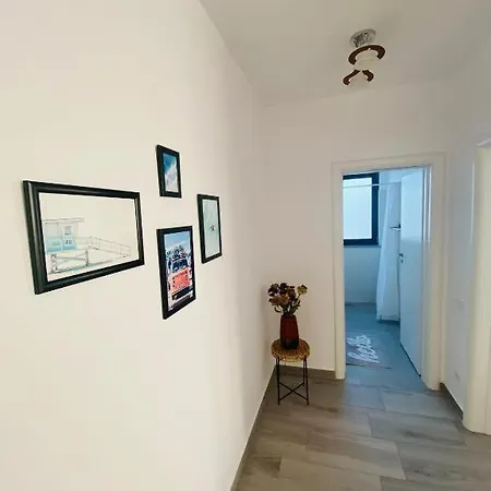 Belvedere View & With Free Parking & Gym Appartement