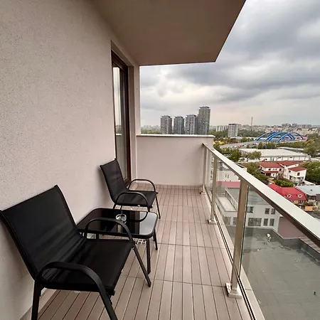 Belvedere View & With Free Parking & Gym Appartement