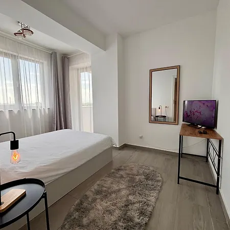 Apartment Belvedere View & With Free Parking & Gym