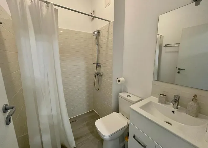 Apartmán Belvedere View & With Free Parking & Gym *