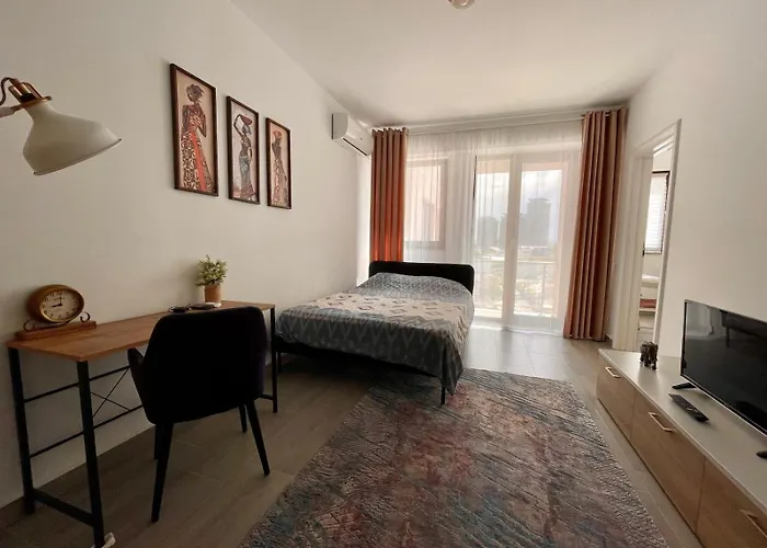 Belvedere View & With Free Parking & Gym