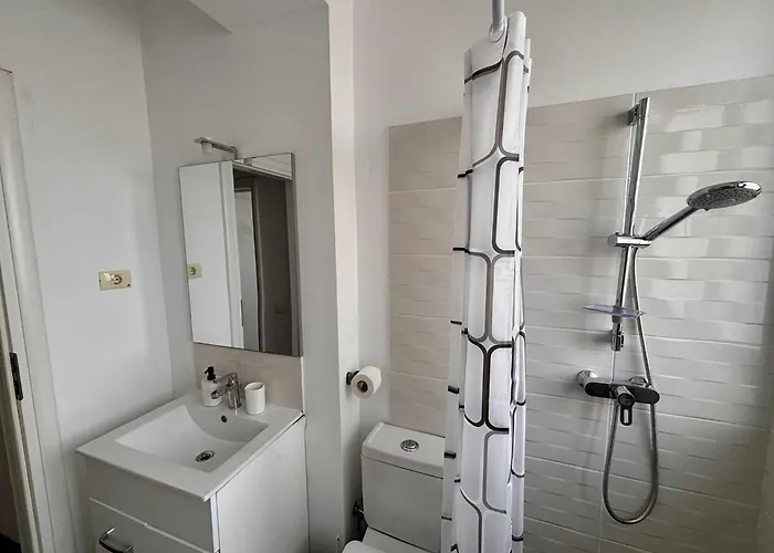 Lejlighed Belvedere View & With Free Parking & Gym