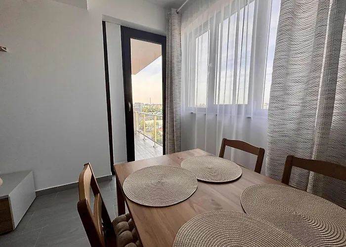 Lejlighed Belvedere View & With Free Parking & Gym Bukarest