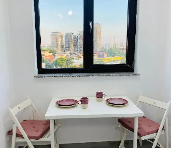 Belvedere View & With Free Parking & Gym Бухарест