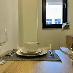 Belvedere View & With Free Parking & Gym Apartment *