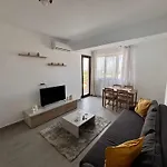 Apartment Belvedere View & With Free Parking & Gym