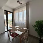 Apartment Belvedere View & With Free Parking & Gym