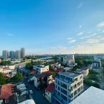 Belvedere View & With Free Parking & Gym