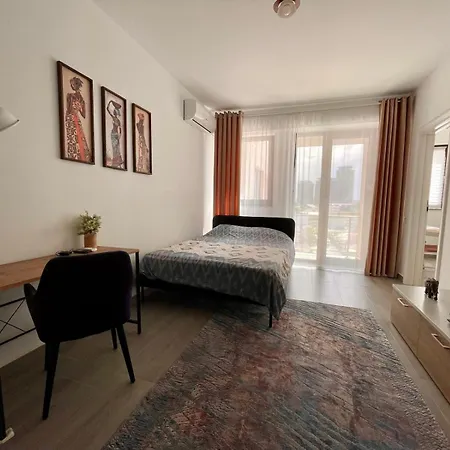 Belvedere View & With Free Parking & Gym